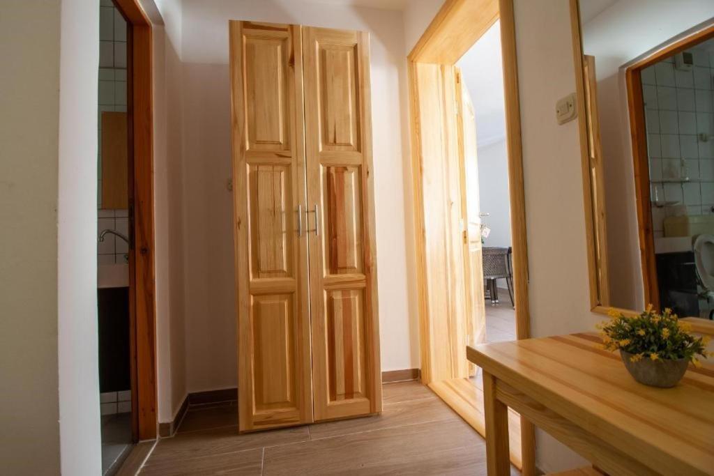 Bed And Breakfast Jadran Неум Екстер'єр фото